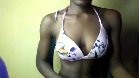 Snapshot of oh_sexyphilo chatting on 10-12-25, 11:42 philo bby online show from 10-12-25, 11:42