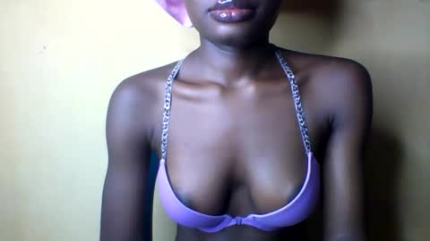 Snapshot of oh_sexyphilo chatting on 10-15-25, 03:23 philo bby online show from 10-15-25, 03:23