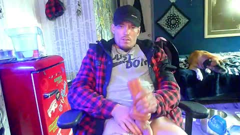 Snapshot of oh_you_know69 chatting on 10-10-25, 04:17 who dares toss me some tips lets have fun online show from 10-10-25, 04:17