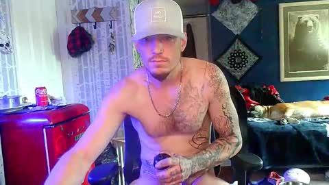 Snapshot of oh_you_know69 chatting on 10-11-25, 06:39 who dares toss me some tips lets have fun online show from 10-11-25, 06:39