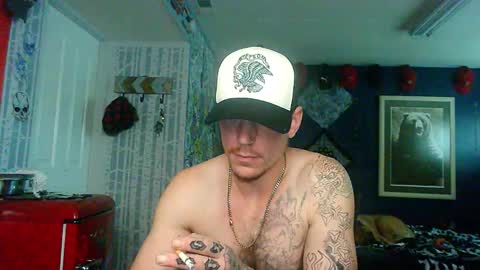 Snapshot of oh_you_know69 chatting on 10-28-25, 03:36 who dares toss me some tips lets have fun online show from 10-28-25, 03:36