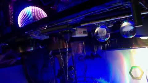 Snapshot of oheyhun chatting on 10-11-25, 11:47 oheyhun online show from 10-11-25, 11:47