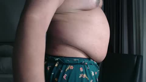 Snapshot of ohfck11 chatting on 02-10-26, 08:35 Chubby Gary online show from 02-10-26, 08:35