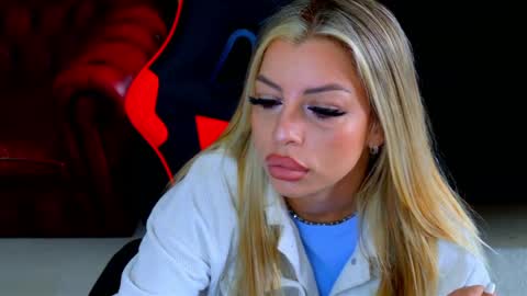 ohhh_nicole online show from 04-06-26, 12:39