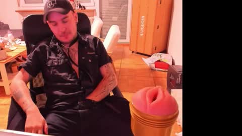 Snapshot of ohihoe92 chatting on 01-31-26, 08:40 Chris online show from 01-31-26, 08:40