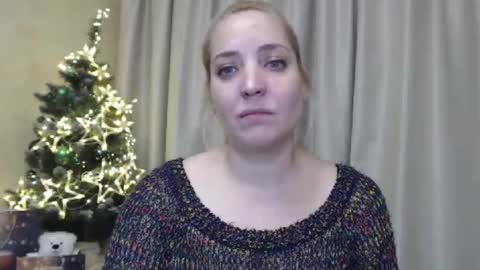 Mari online show from 12-22-24, 05:42