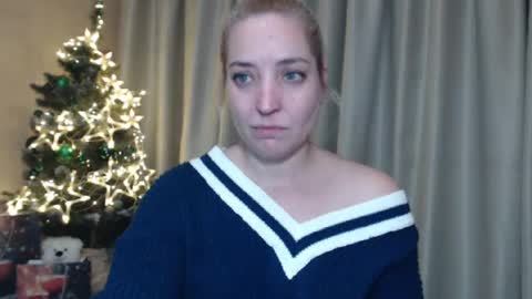 Mari online show from 12-27-24, 09:22