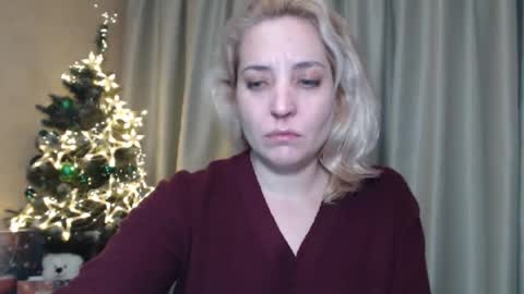 Mari online show from 12-28-24, 06:40