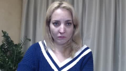 Mari online show from 10-23-25, 03:00