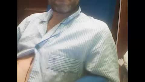 ojosverdess30 online show from 12-15-24, 09:20