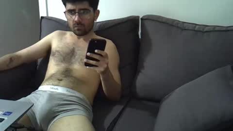 Snapshot of olavioneto chatting on 10-28-25, 12:14 hairyBRboy online show from 10-28-25, 12:14