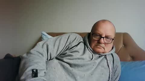 old_fkr online show from 01-26-25, 12:54