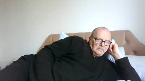 Snapshot of old_fkrr_ chatting on 10-09-25, 10:02 old_fkrr_ online show from 10-09-25, 10:02