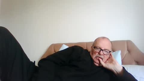 Snapshot of old_fkrr_ chatting on 10-10-25, 10:47 old_fkrr_ online show from 10-10-25, 10:47