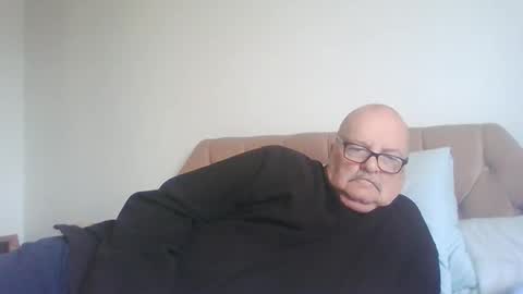 Snapshot of old_fkrr_ chatting on 10-26-25, 09:26 old_fkrr_ online show from 10-26-25, 09:26