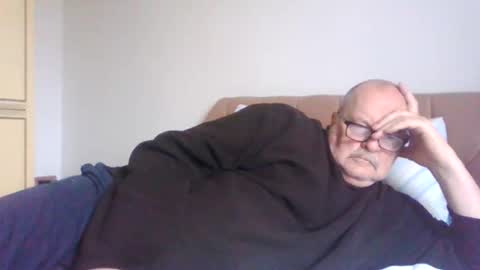 Snapshot of old_fkrr_ chatting on 11-04-25, 10:47 old_fkrr_ online show from 11-04-25, 10:47