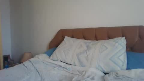 Snapshot of old_fkrr_ chatting on 11-21-25, 10:36 old_fkrr_ online show from 11-21-25, 10:36