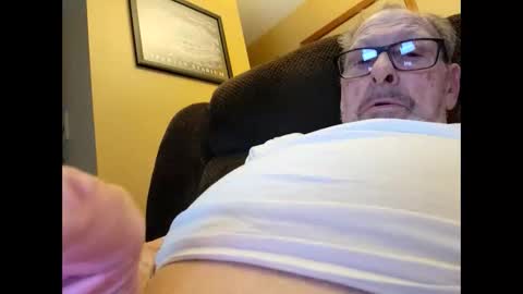 oldaddy2 online show from 11-29-25, 04:15