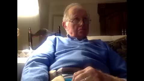 Snapshot of oldasthehills chatting on 10-10-25, 02:43 oldasthehills online show from 10-10-25, 02:43