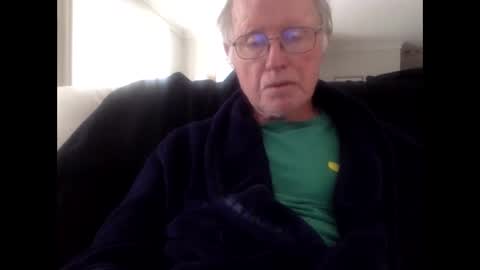 Snapshot of oldasthehills chatting on 10-19-25, 03:56 oldasthehills online show from 10-19-25, 03:56