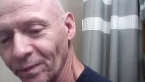 Snapshot of oldbuthorny62 chatting on 10-19-25, 05:35 oldbuthorny62 online show from 10-19-25, 05:35