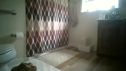 Snapshot of oldbuttsexy chatting on 01-14-26, 09:09 oldbuttsexy online show from 01-14-26, 09:09