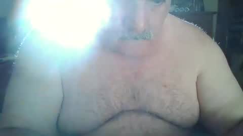 Snapshot of oldcockforyngladies chatting on 02-25-25, 01:06 oldcockforyngladies online show from 02-25-25, 01:06