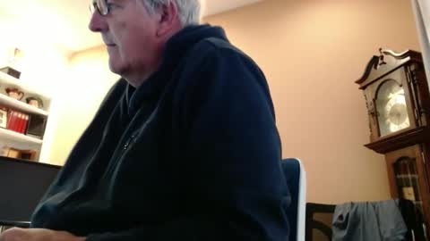 Snapshot of olderandwiser chatting on 10-22-25, 04:29 Older and Wiser online show from 10-22-25, 04:29