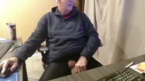 Older and Wiser online show from 12-21-25, 05:58