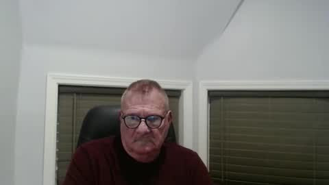 Snapshot of oldguybigd chatting on 11-11-25, 01:38 oldguybigd online show from 11-11-25, 01:38