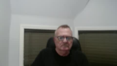 Snapshot of oldguybigd chatting on 11-20-25, 02:12 oldguybigd online show from 11-20-25, 02:12