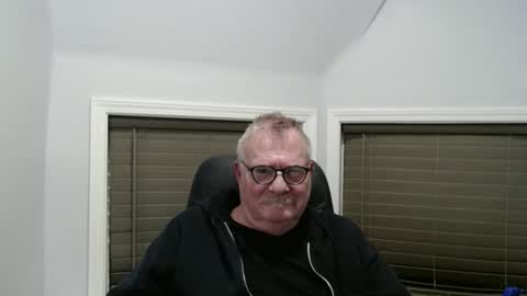 Snapshot of oldguybigd chatting on 02-13-26, 05:25 oldguybigd online show from 02-13-26, 05:25