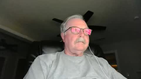 OldLakeGuy online show from 12-19-24, 03:07
