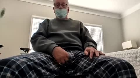 oldsubman online show from 12-04-25, 02:04