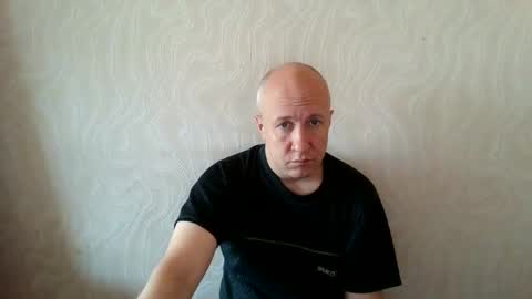 Snapshot of oleg365 chatting on 10-19-25, 06:47 figaro online show from 10-19-25, 06:47