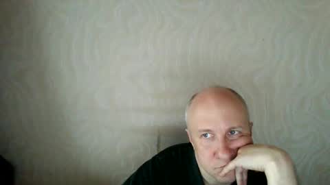 Snapshot of oleg365 chatting on 03-04-26, 10:54 figaro online show from 03-04-26, 10:54