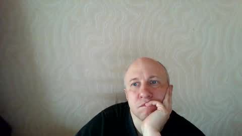 Snapshot of oleg365 chatting on 03-05-26, 06:42 figaro online show from 03-05-26, 06:42