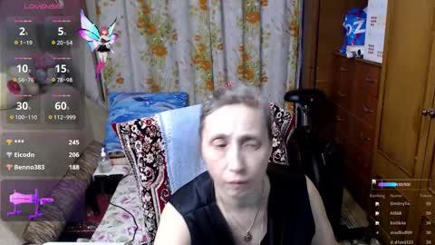 Snapshot of olguscha chatting on 11-22-25, 12:15 Olguscha online show from 11-22-25, 12:15