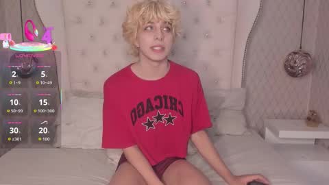 oliiverr22 online show from 10-09-25, 02:04