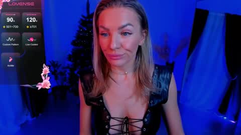 oliva_candy online show from 12-17-24, 01:16