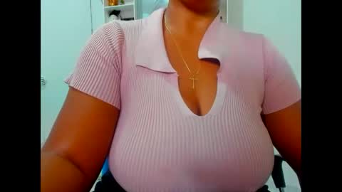 olivahot30 online show from 01-06-25, 08:50