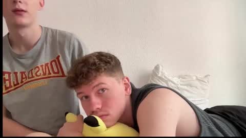 Oliver and Thomas online show from 10-12-25, 10:47