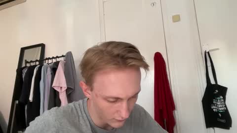 Oliver and Thomas online show from 11-02-25, 01:46