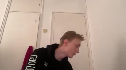 Oliver and Thomas online show from 11-08-25, 12:38