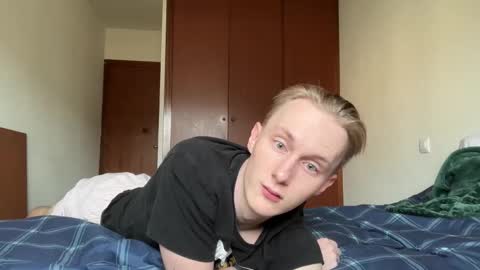 Oliver and Thomas online show from 11-23-25, 10:15