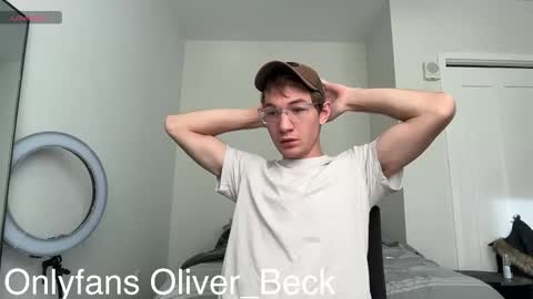 Snapshot of oliver_beck chatting on 11-15-25, 08:05 Oliver Beck online show from 11-15-25, 08:05