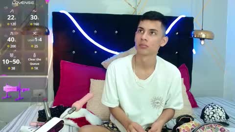 Oliver  Smith online show from 12-12-24, 05:26