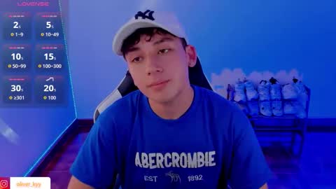 oliveeer online show from 09-12-25, 07:36