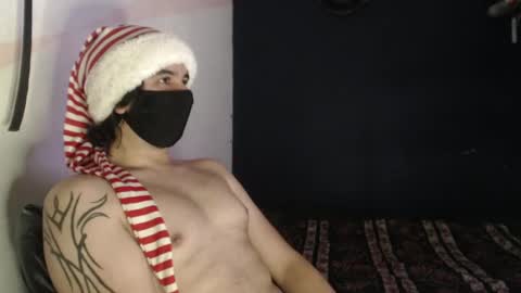 Snapshot of oliver_laid_2023 chatting on 12-15-24, 11:31 oliver_laid_2023 online show from 12-15-24, 11:31