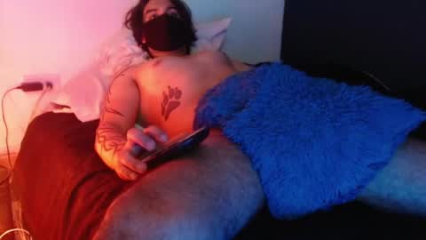 Snapshot of oliver_laid_2023 chatting on 12-28-24, 05:02 oliver_laid_2023 online show from 12-28-24, 05:02
